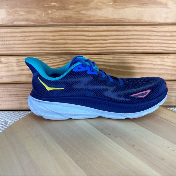 HOKA ONE ONE Clifton 9 Running Shoes Womens 9 US Lace-up Sneakers Gym Fitness - Picture 9 of 12